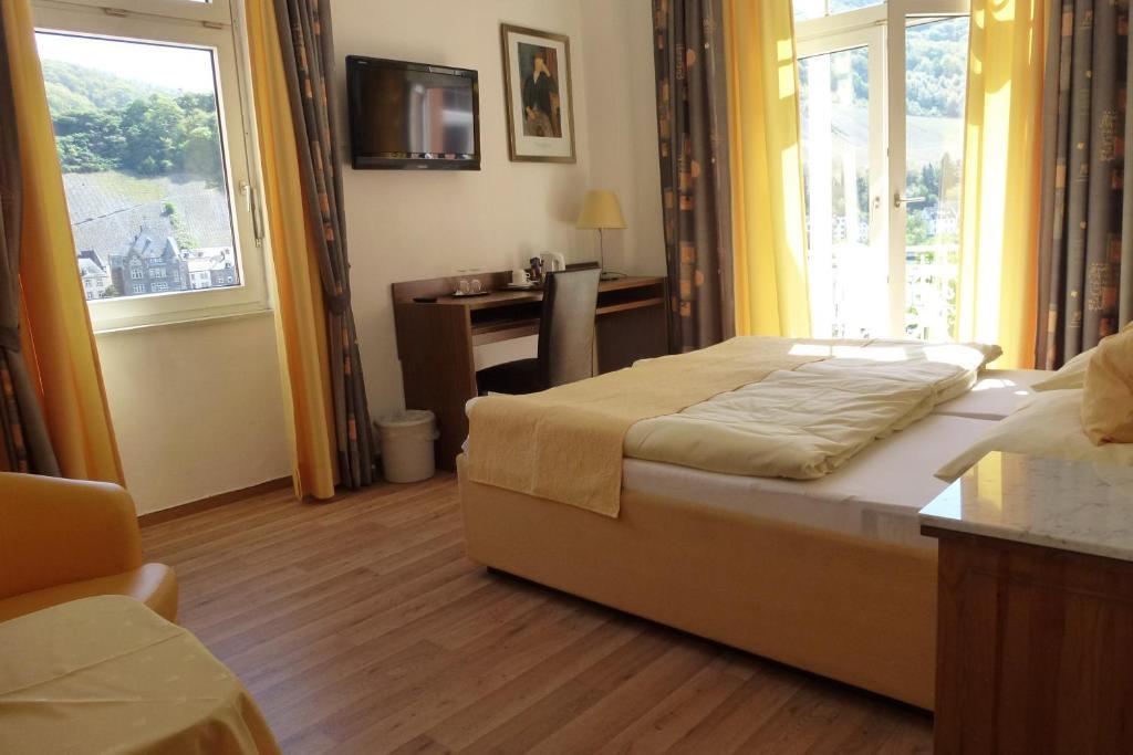 Hotel Drei Konige Bernkastel-Kues Bilik gambar